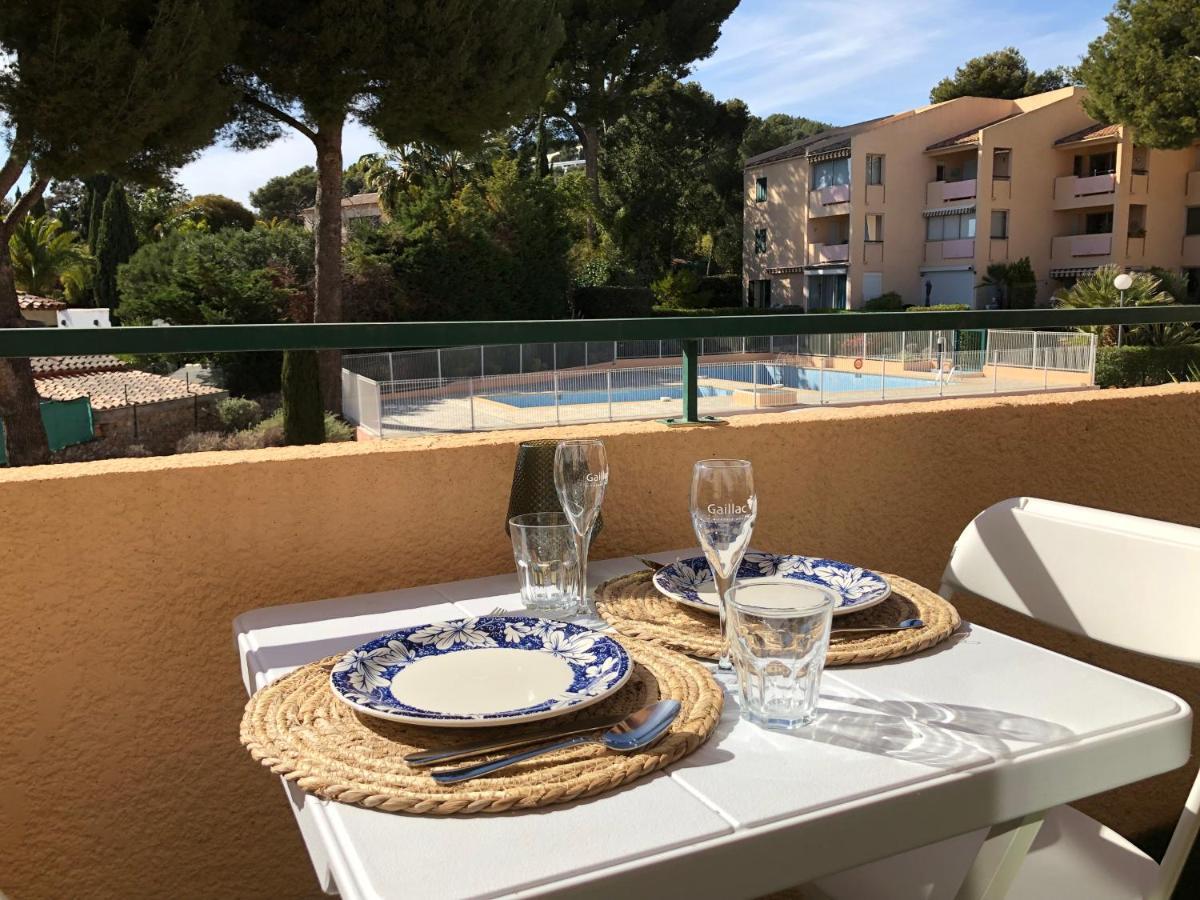 Studio Avec Terrasse Et Piscine Bandol Dış mekan fotoğraf
